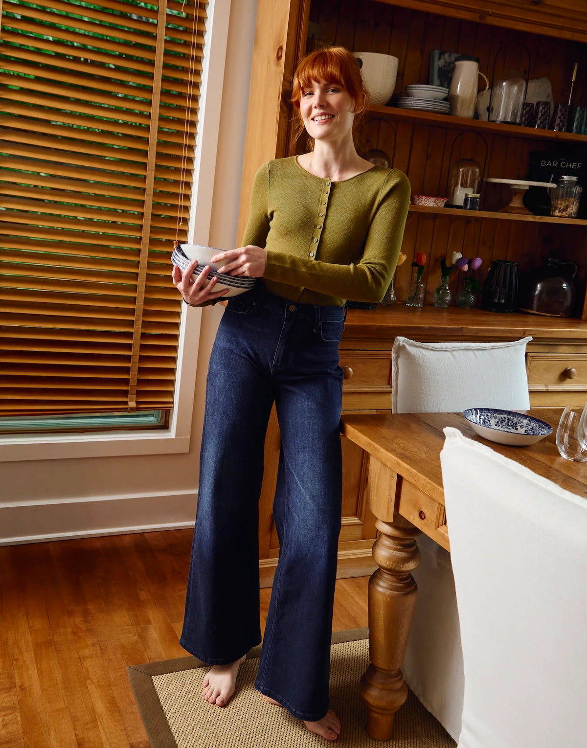 Lily Wide