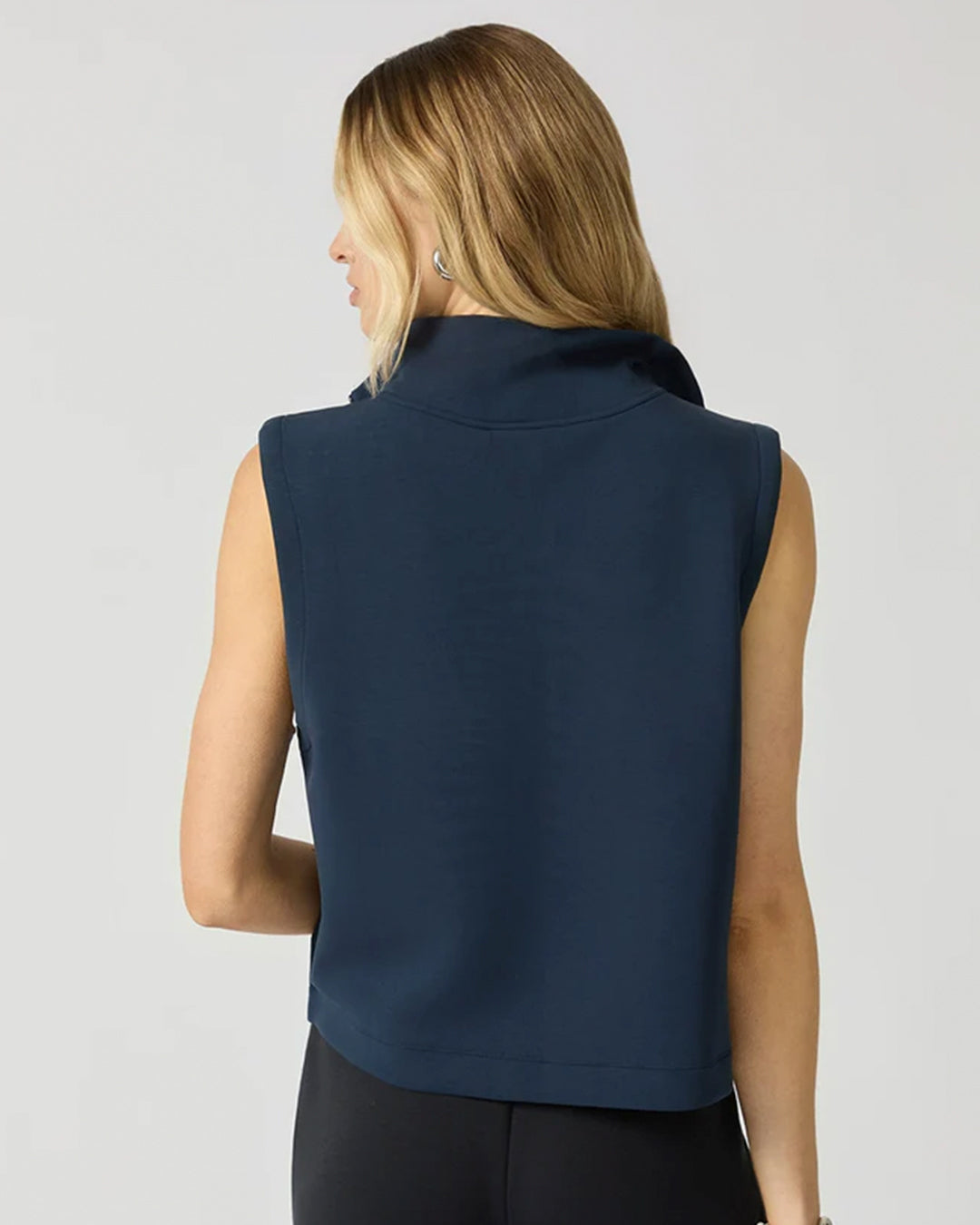 DW Vest